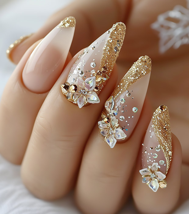 Royal Nails Bar & Lounge